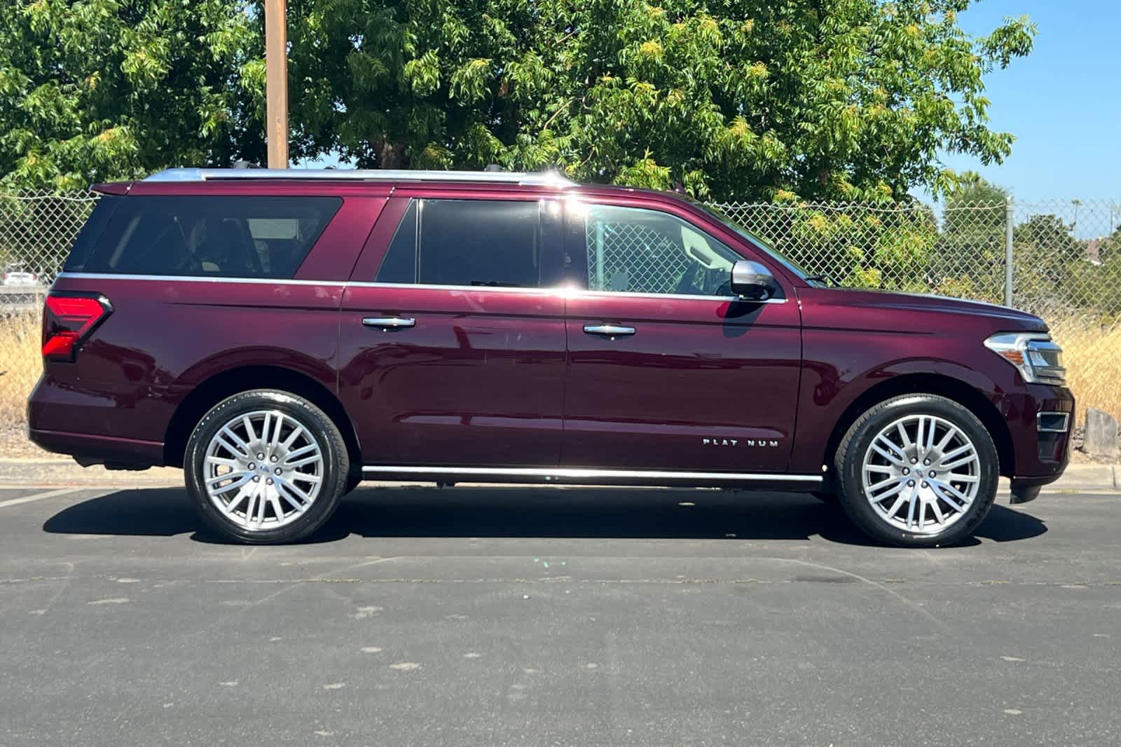 Thumbnail: 2023 Ford Expedition MAX - 9