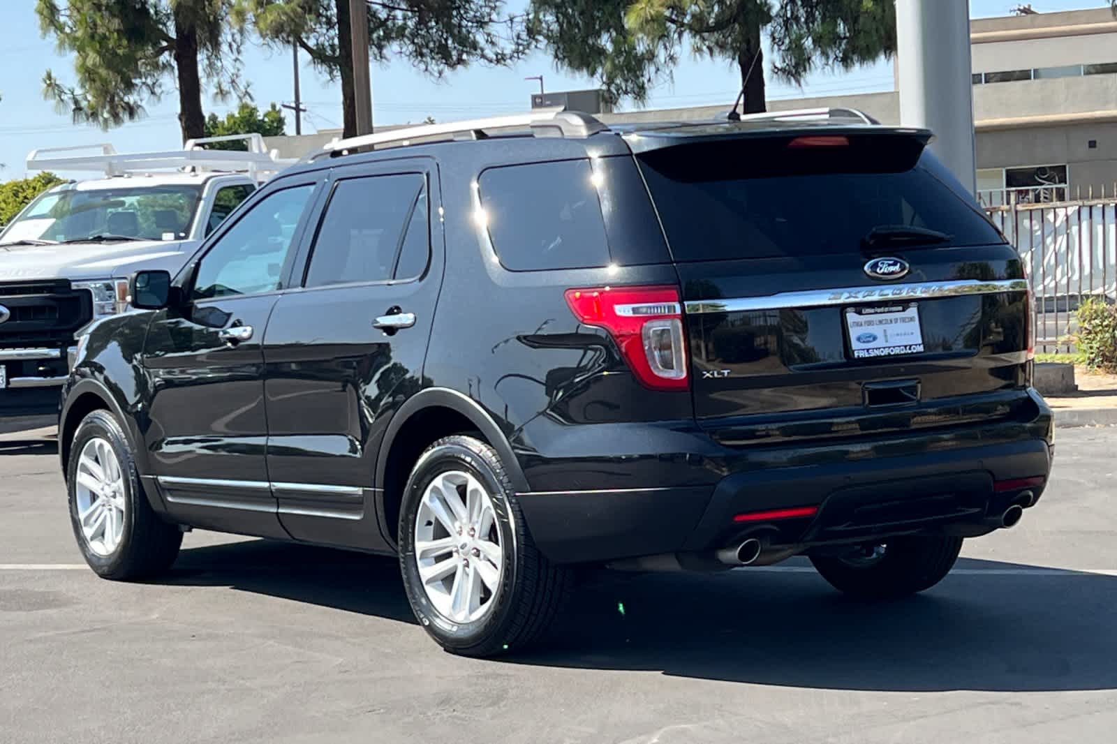 Thumbnail: 2015 Ford Explorer - 6