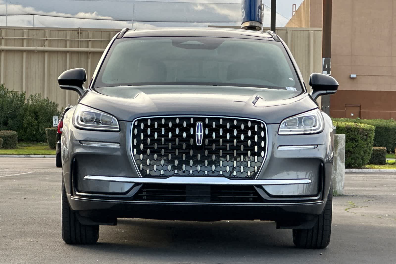 Thumbnail: 2026 Lincoln Corsair - 11