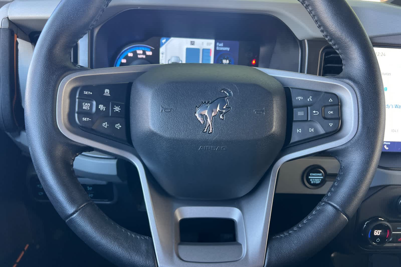 2023 Ford Bronco Outer Banks 24