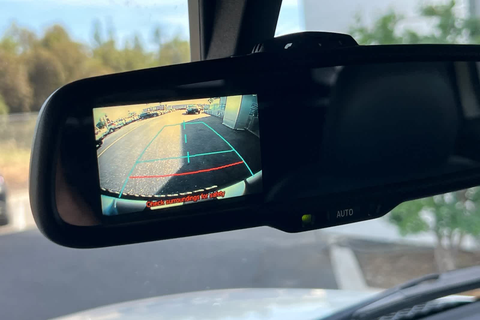 Thumbnail: 2013 Toyota FJ Cruiser - 19