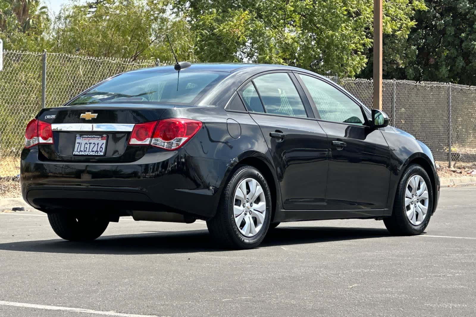 Thumbnail: 2015 Chevrolet Cruze - 2