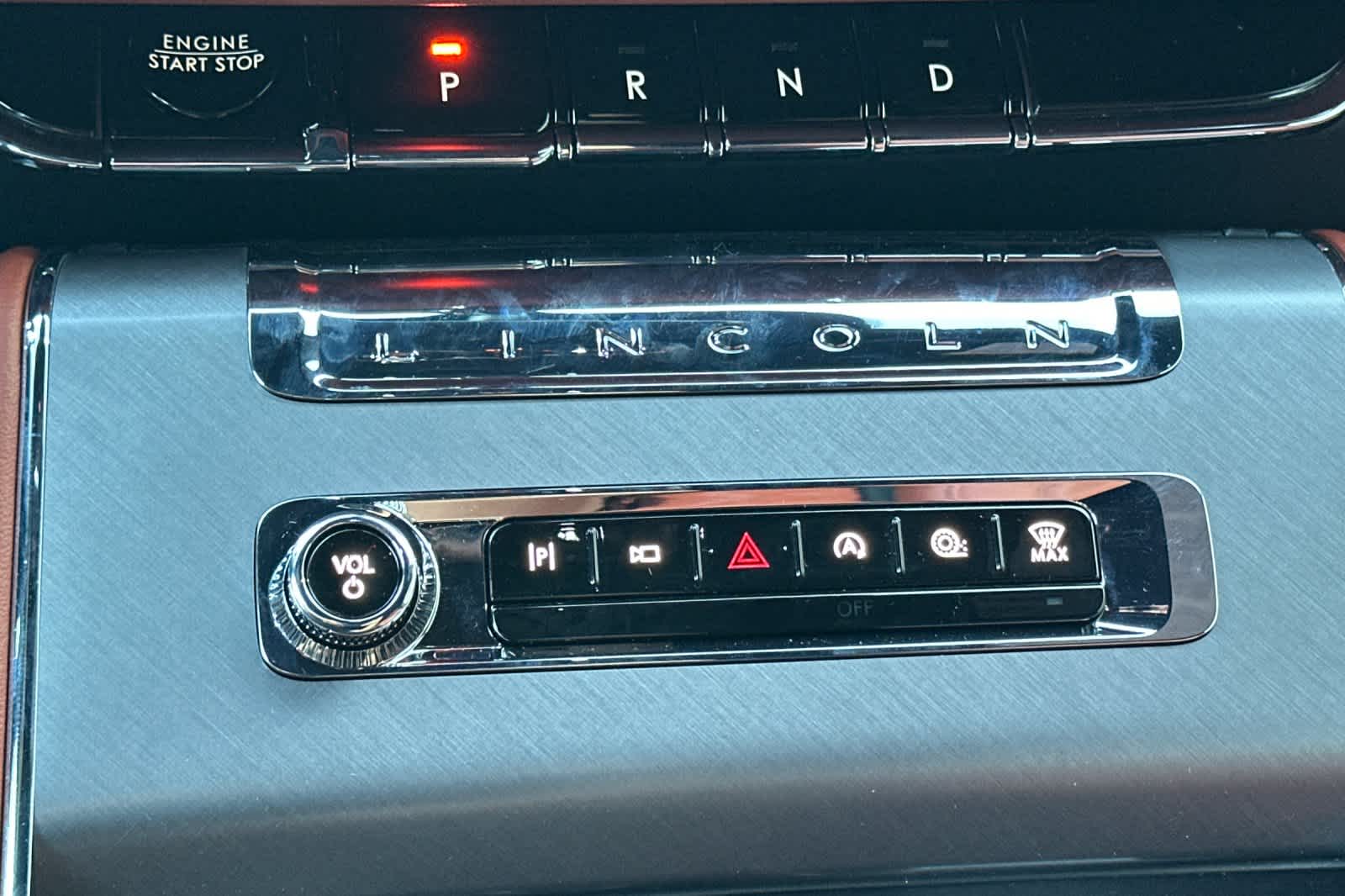 Thumbnail: 2025 Lincoln Aviator - 21