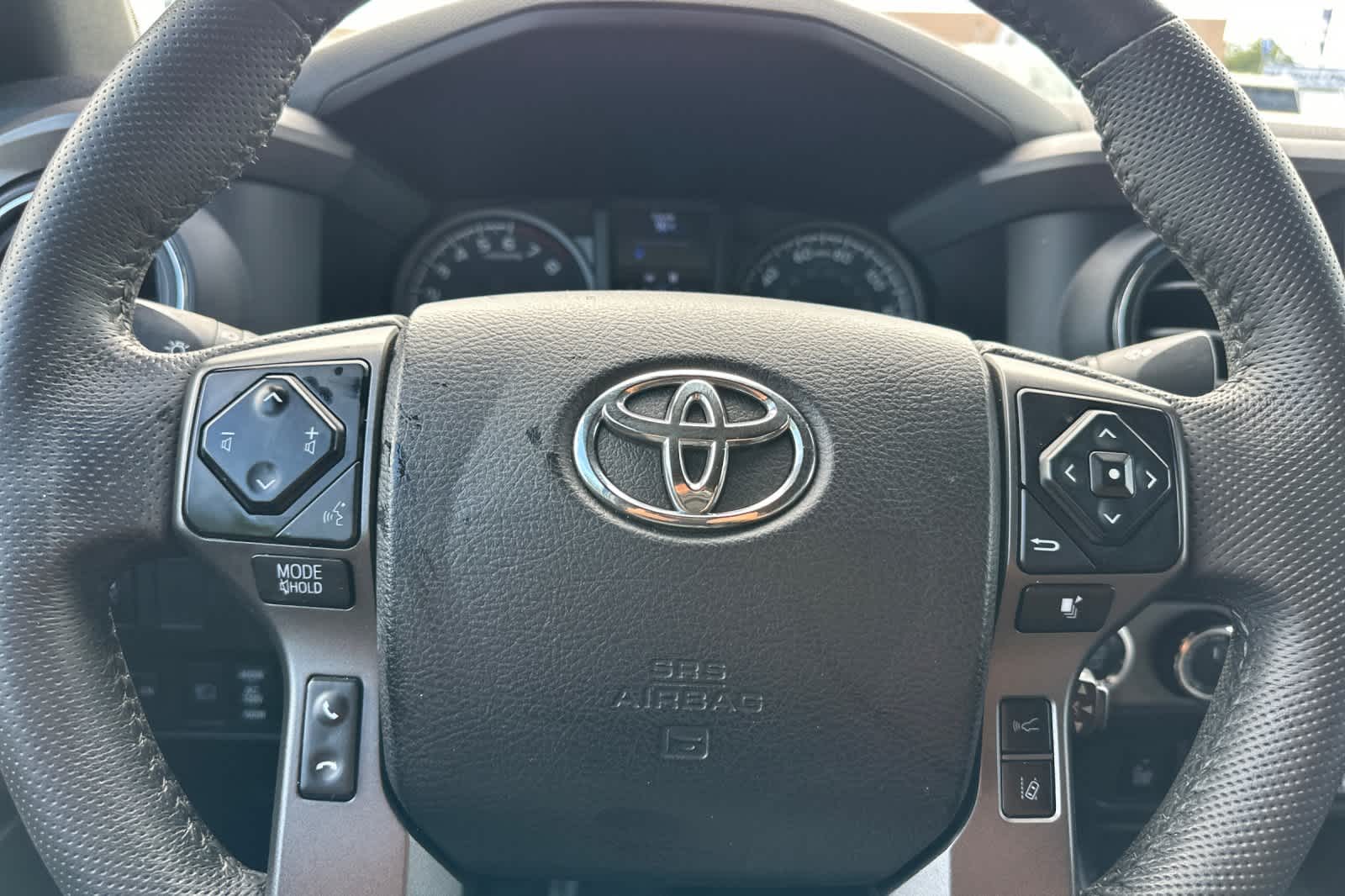 Thumbnail: 2021 Toyota Tacoma - 22