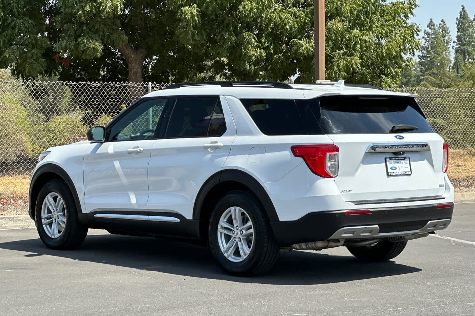 Thumbnail: 2020 Ford Explorer - 6