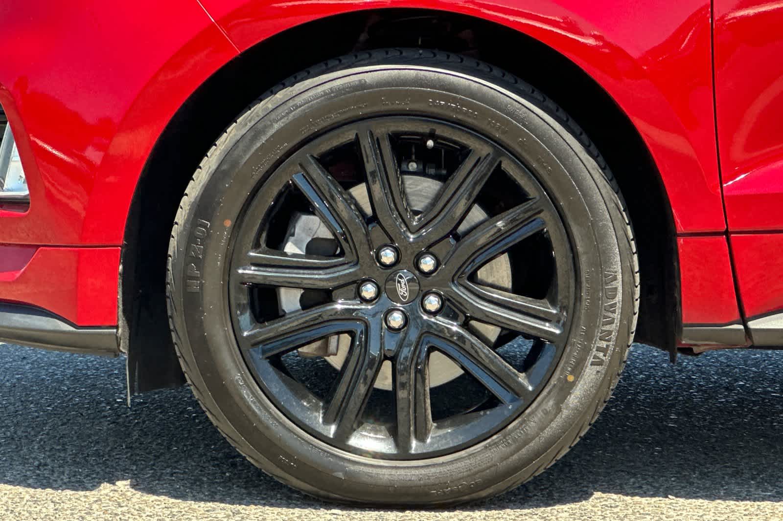 Thumbnail: 2021 Ford Edge - 28