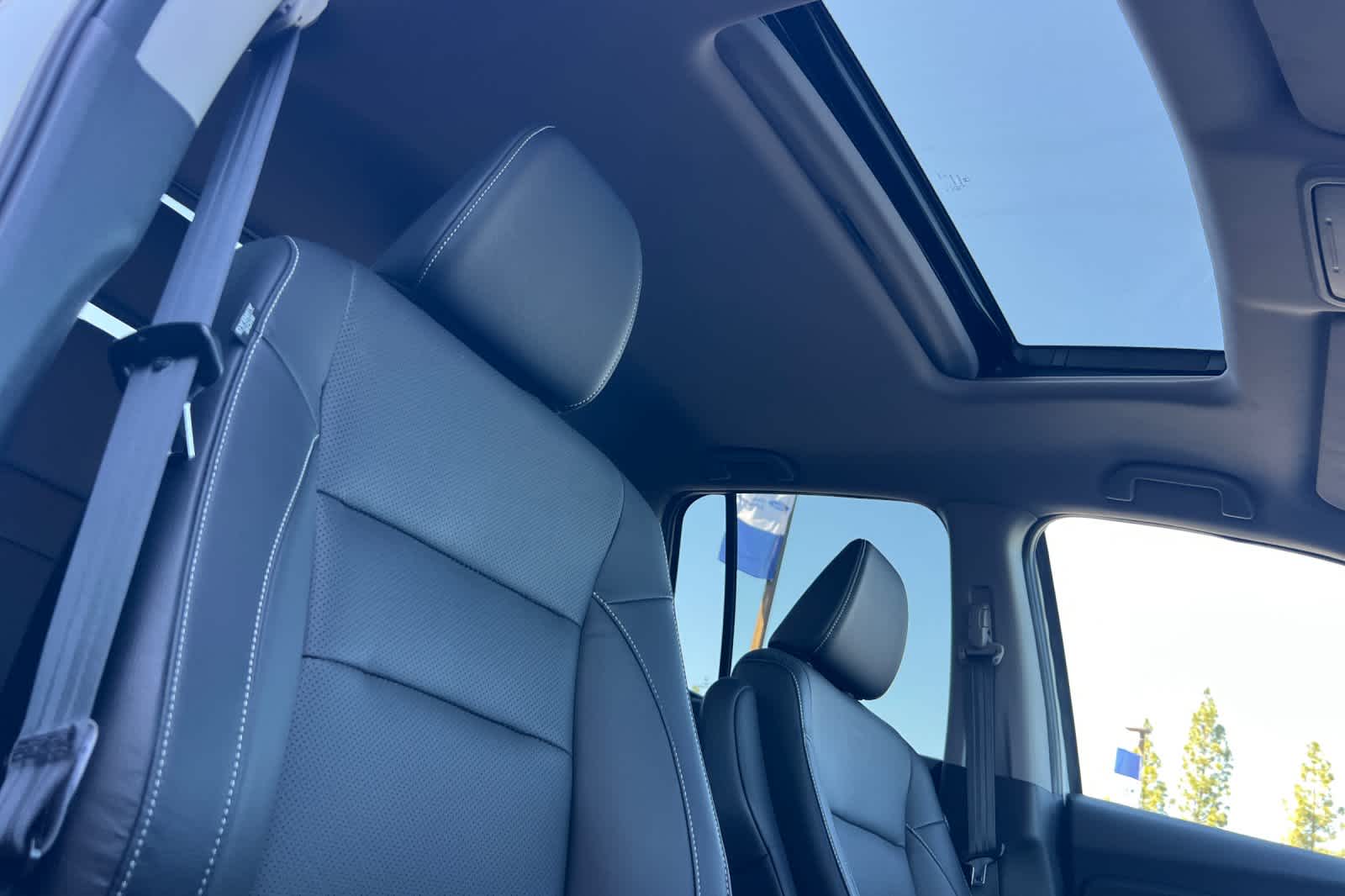 Thumbnail: 2023 Honda Ridgeline - 16