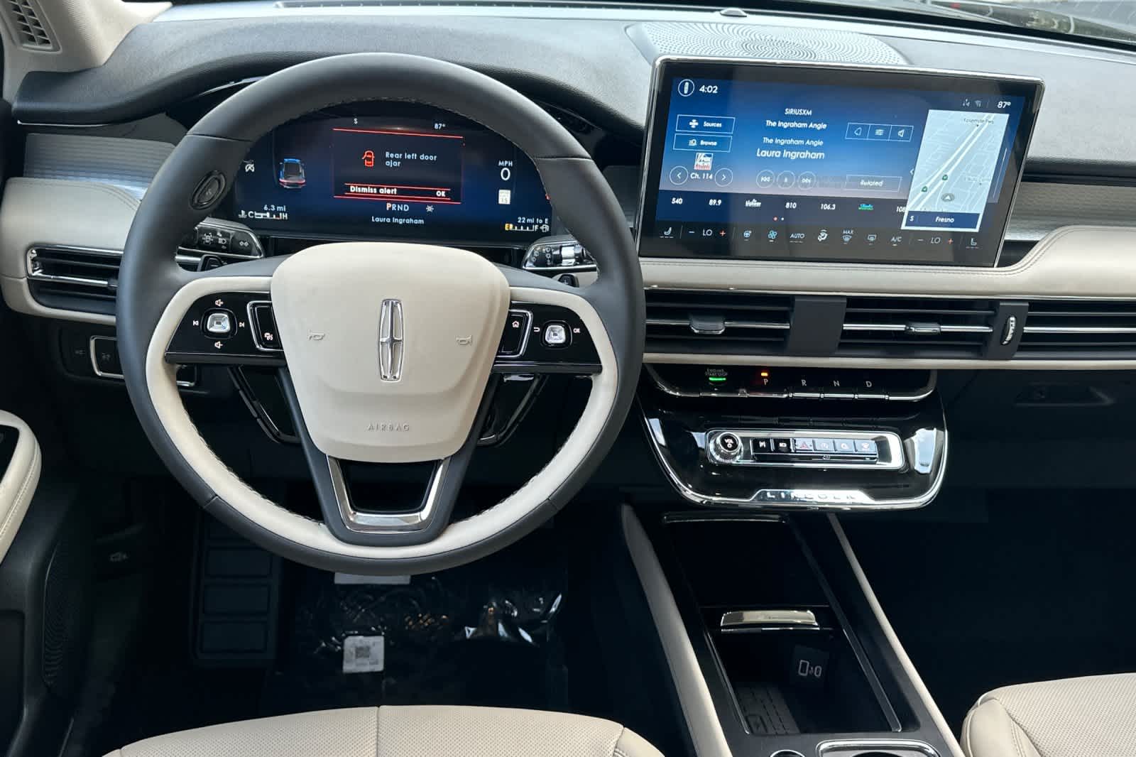 Thumbnail: 2025 Lincoln Corsair - 15