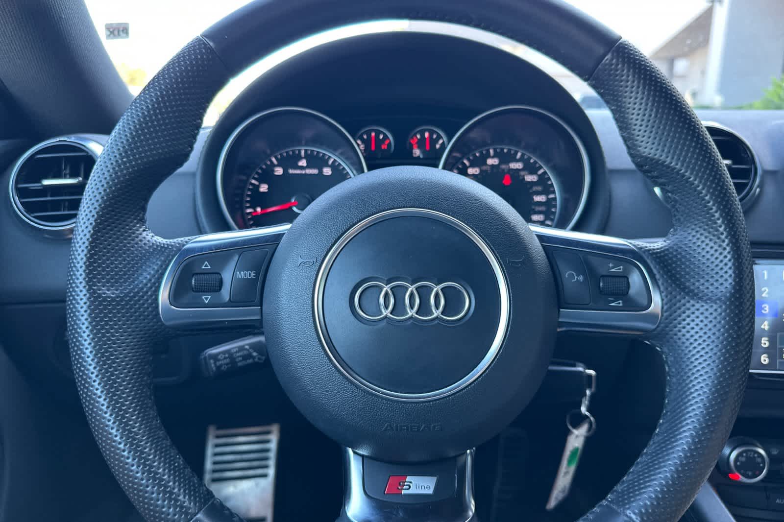 Thumbnail: 2014 Audi TT - 20