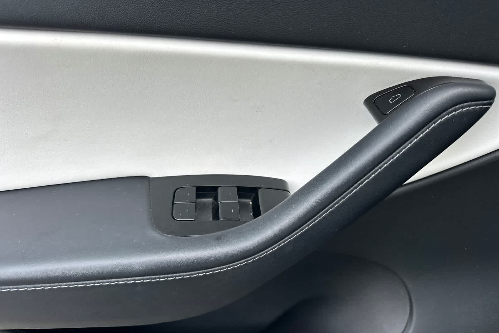 Thumbnail: 2021 Tesla Model Y - 12