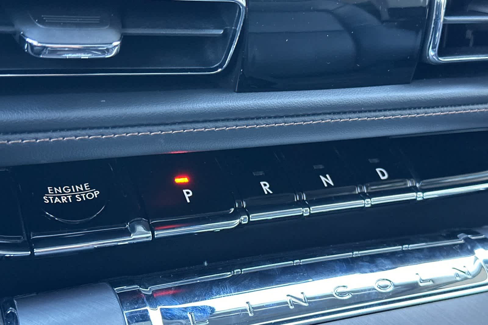 Thumbnail: 2026 Lincoln Aviator - 23