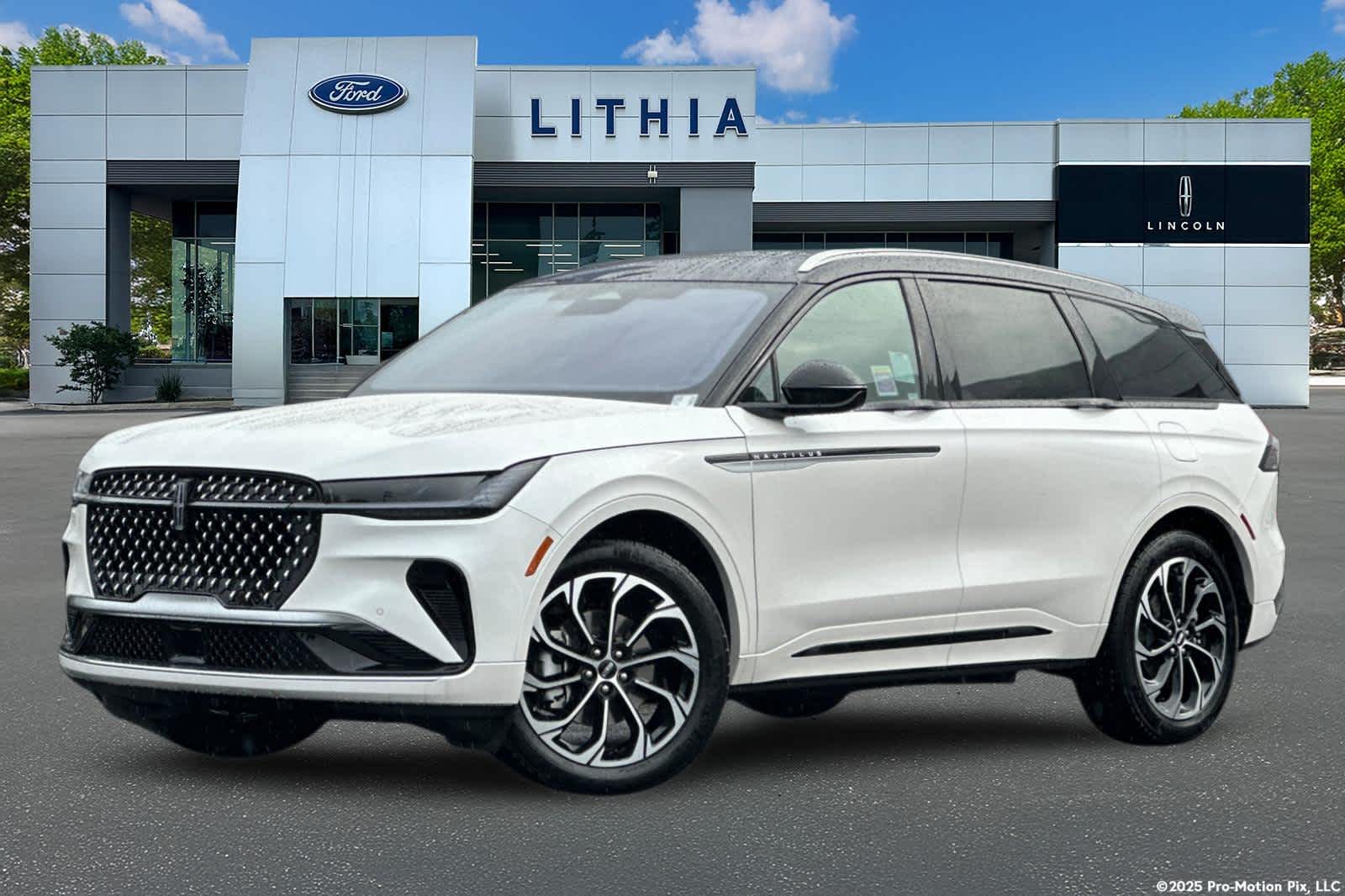 2026 Lincoln Nautilus Reserve's photo