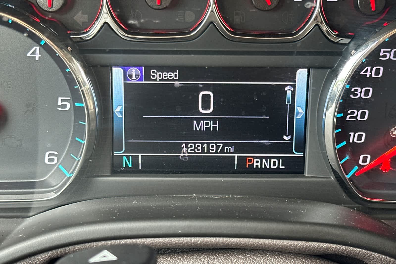Thumbnail: 2019 GMC Yukon XL - 26