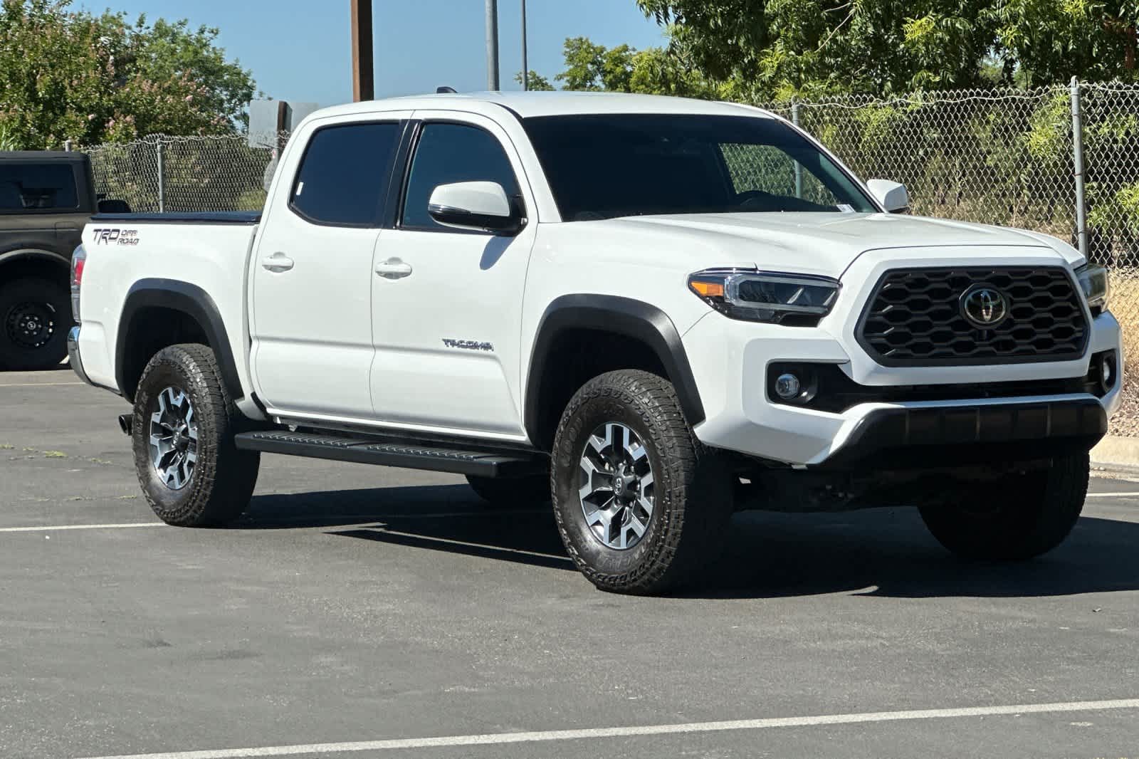 Thumbnail: 2023 Toyota Tacoma - 10