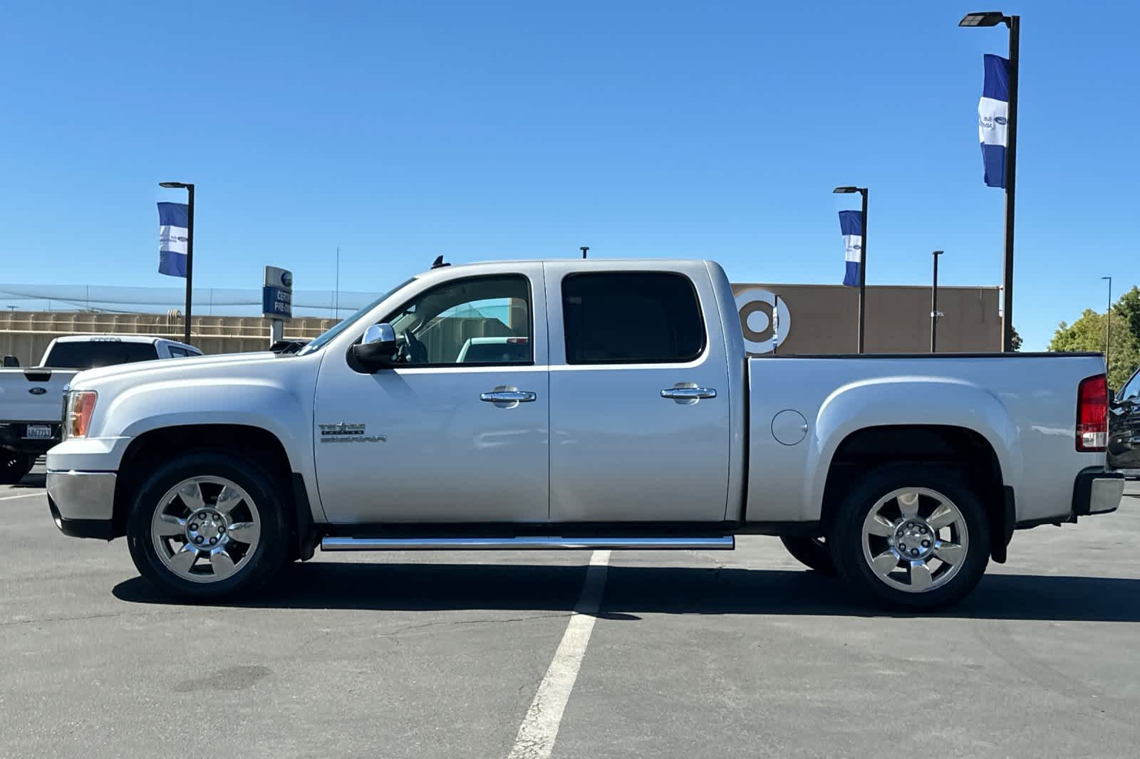 Thumbnail: 2011 GMC Sierra 1500 - 5