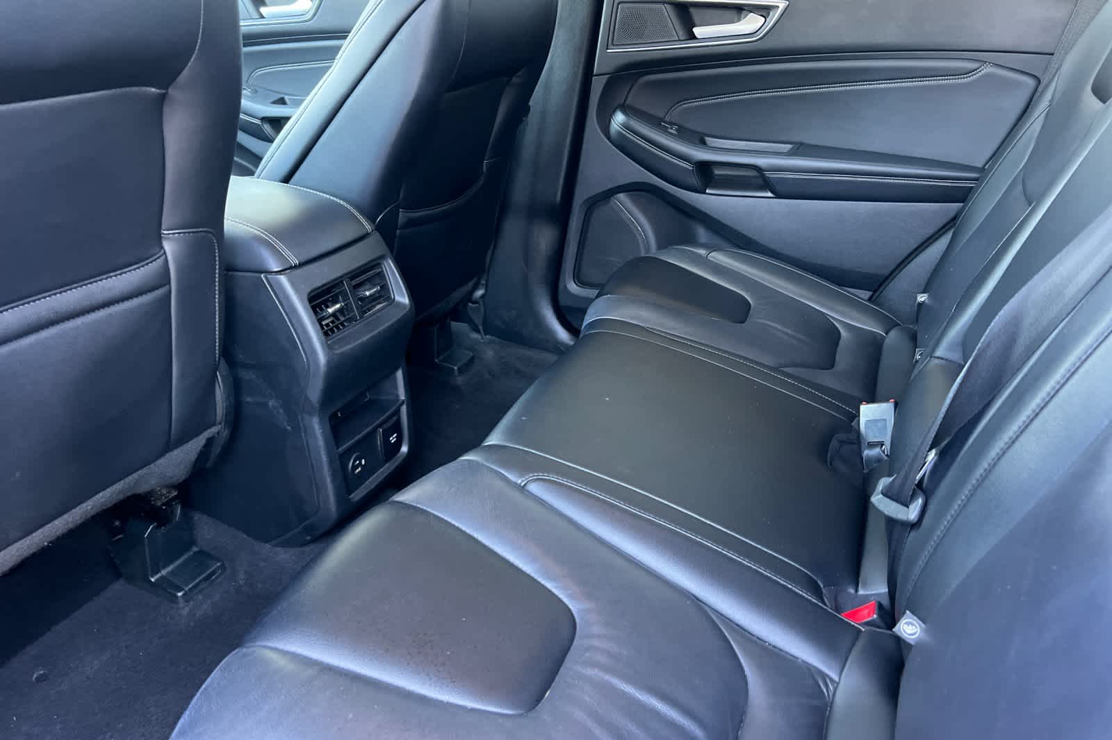 Thumbnail: 2022 Ford Edge - 4