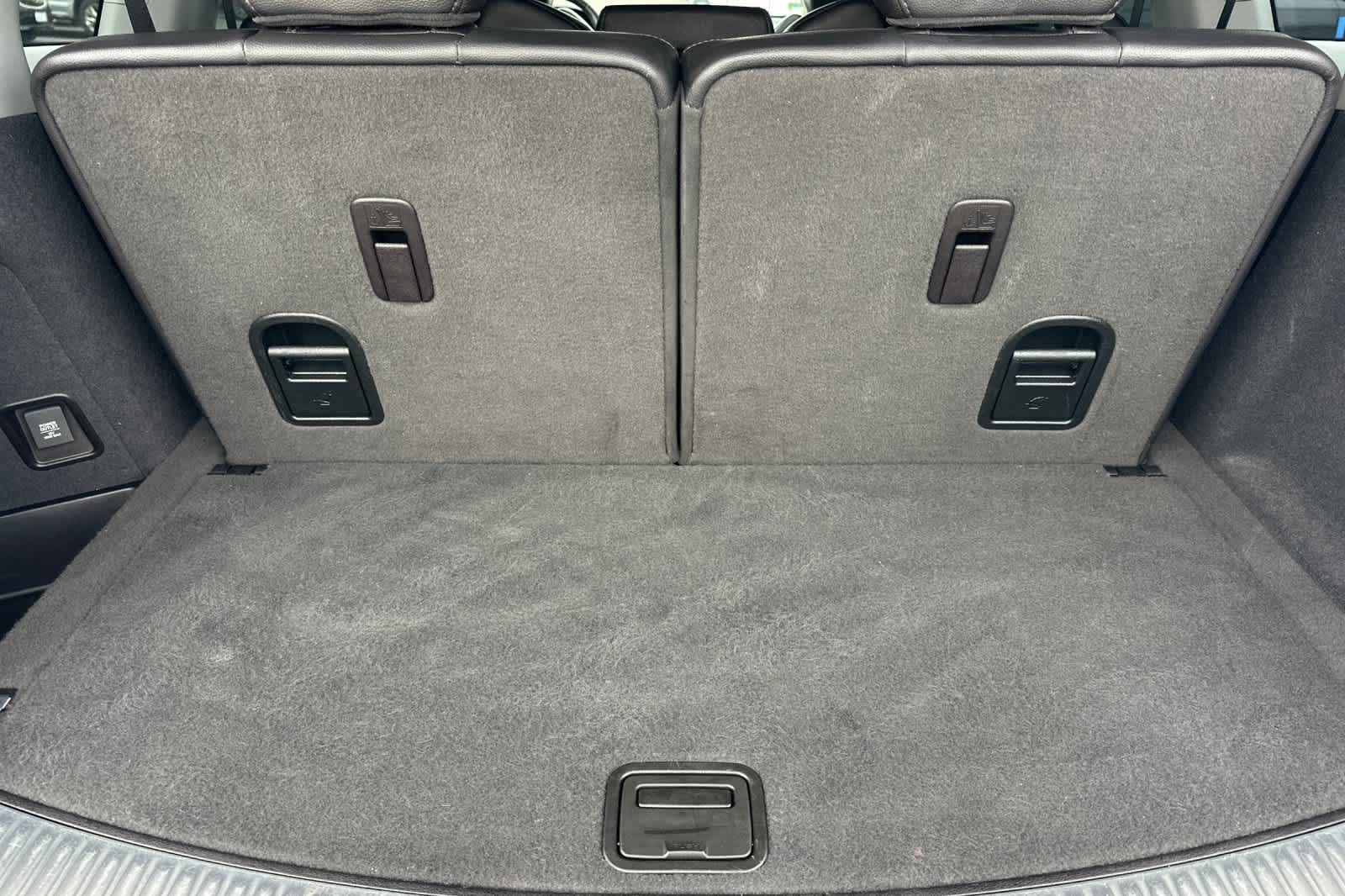 Thumbnail: 2020 Acura MDX - 17