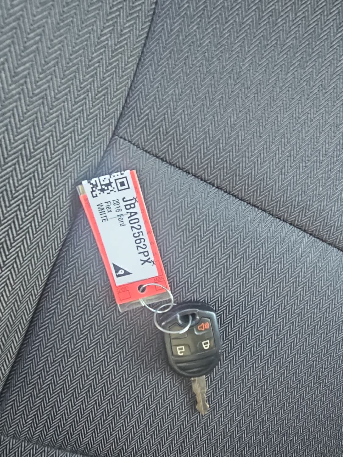 Thumbnail: 2018 Ford Flex - 21