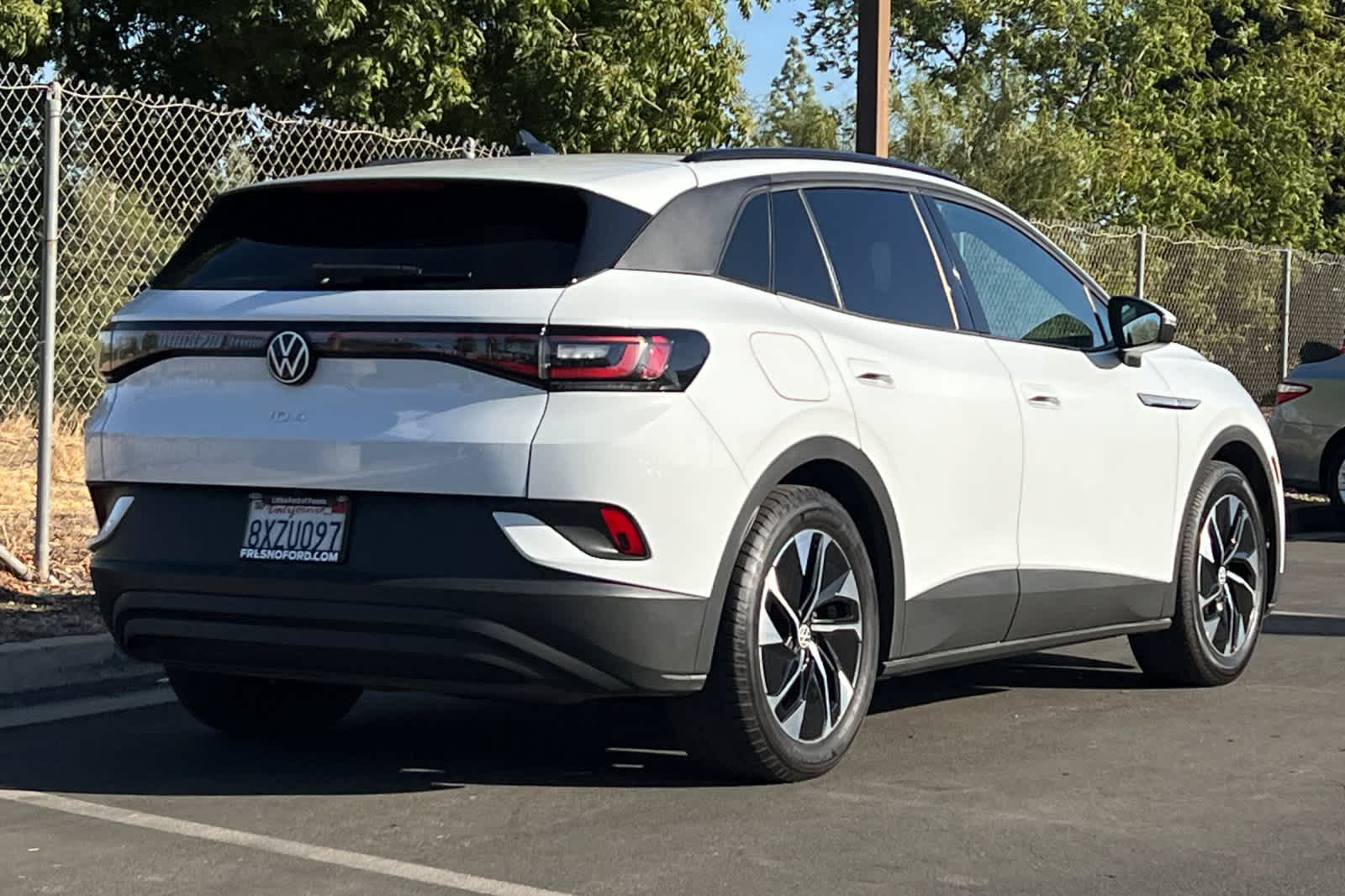 Thumbnail: 2021 Volkswagen ID.4 - 2
