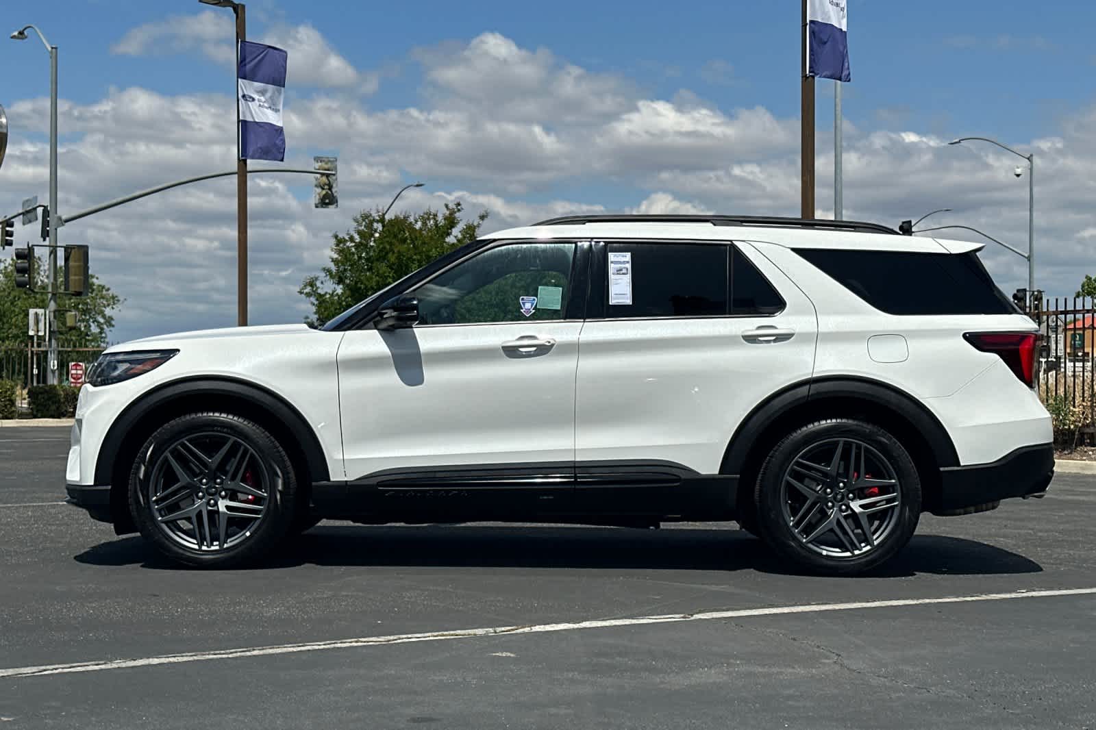 Thumbnail: 2025 Ford Explorer - 6