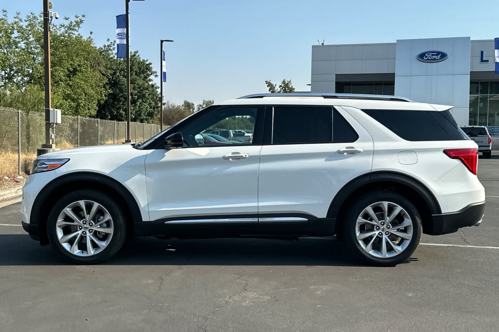 Thumbnail: 2023 Ford Explorer - 6