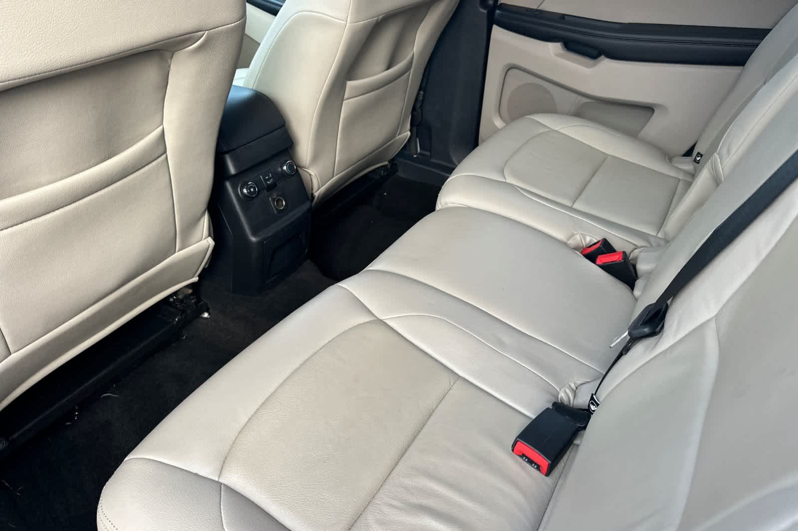 Thumbnail: 2018 Ford Explorer - 4