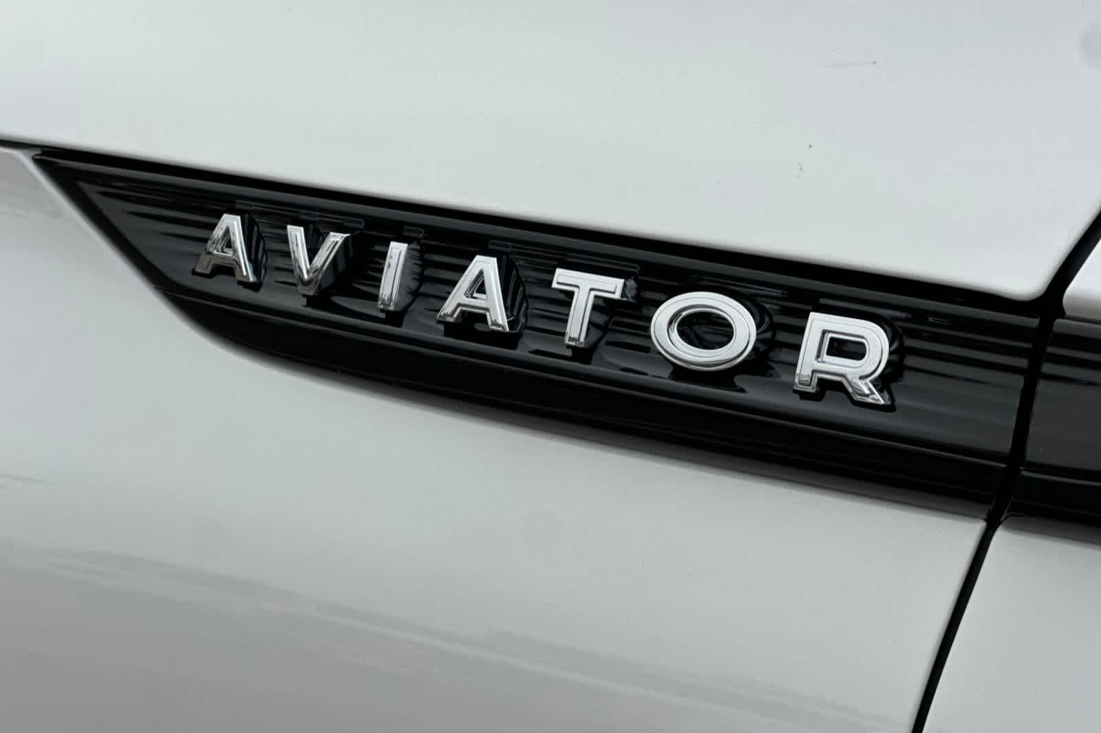 Thumbnail: 2026 Lincoln Aviator - 30