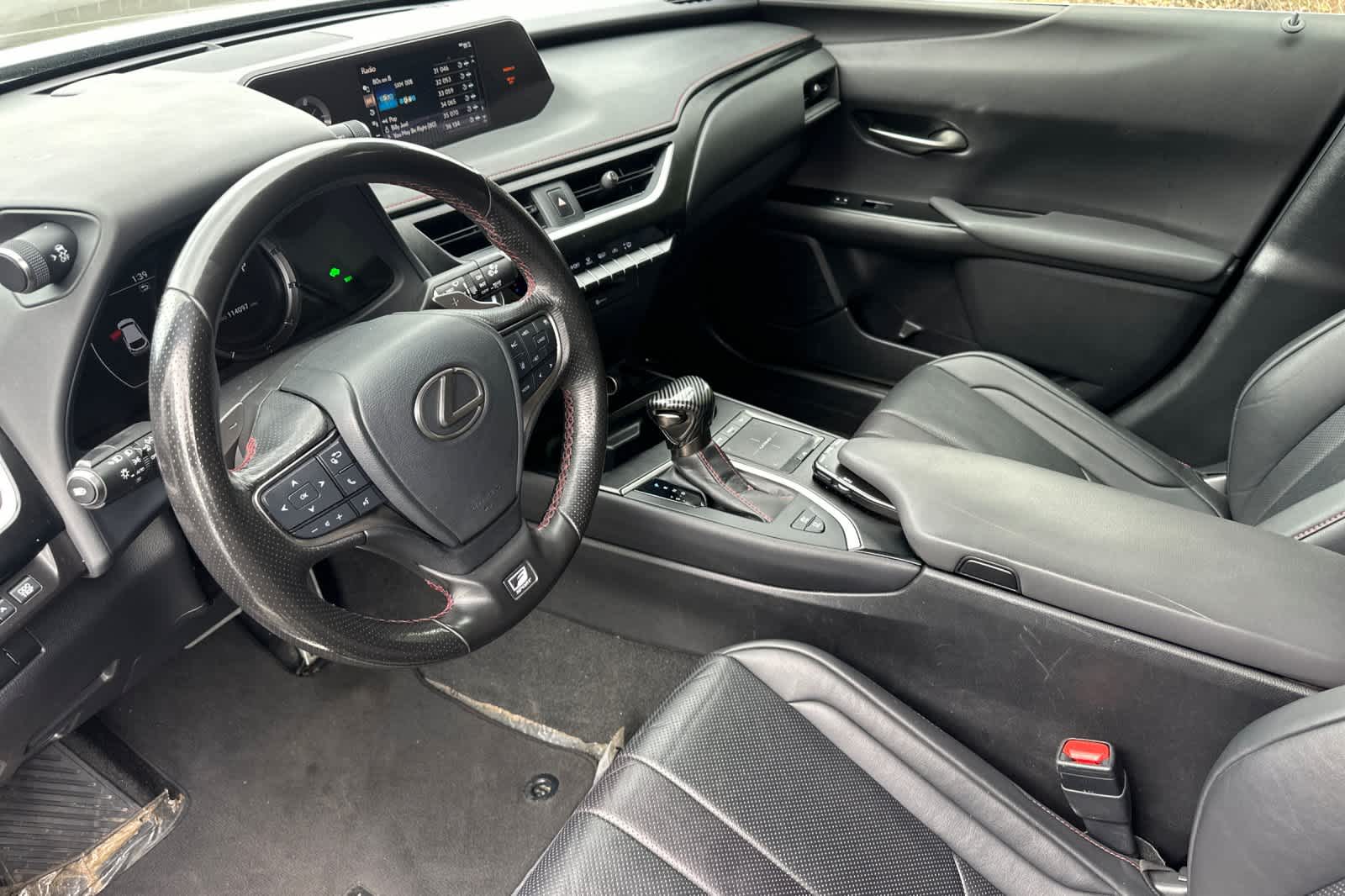 Thumbnail: 2020 Lexus UX - 11