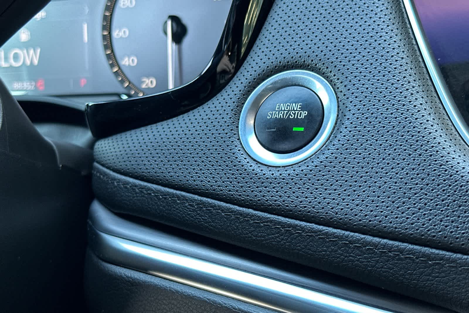 Thumbnail: 2021 Cadillac XT5 - 22