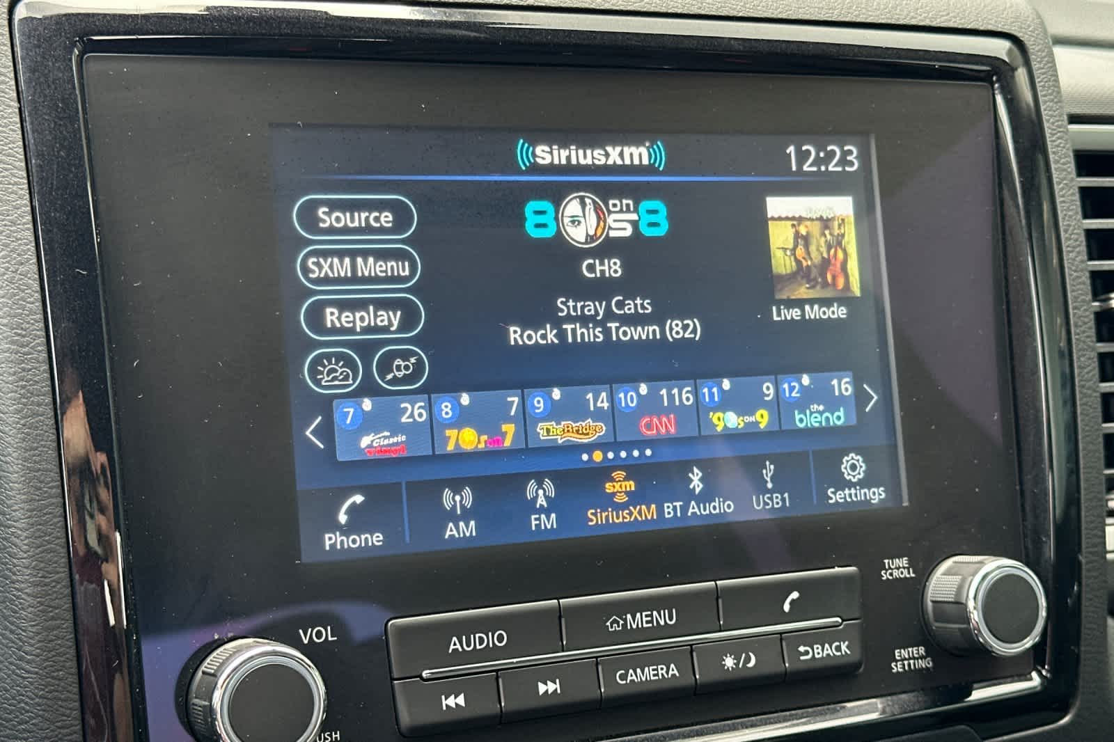 Thumbnail: 2022 Nissan Frontier - 17