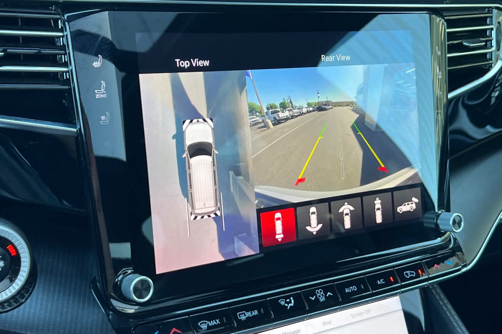 Thumbnail: 2024 Jeep Grand Wagoneer L - 22