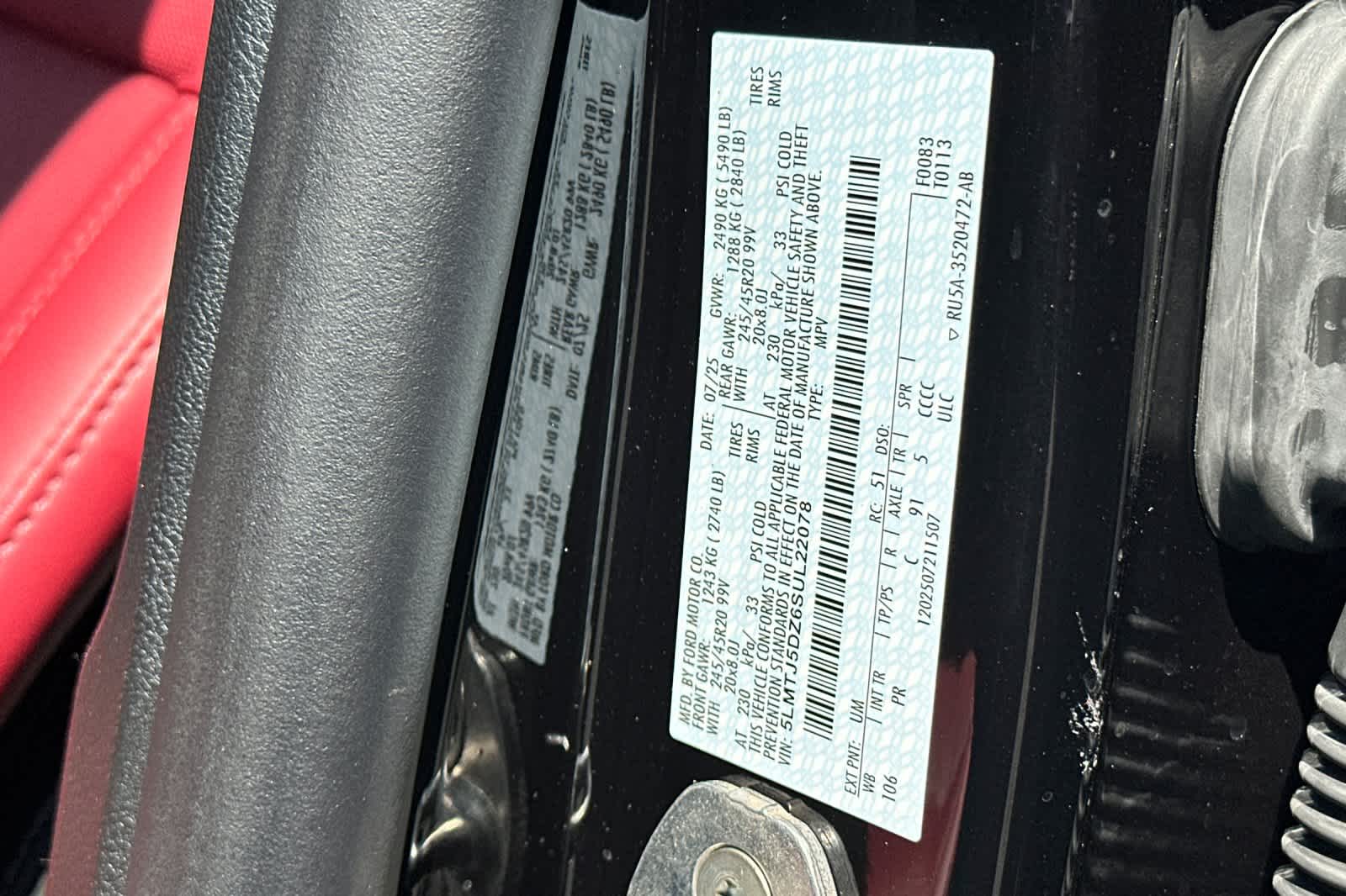 Thumbnail: 2025 Lincoln Corsair - 27