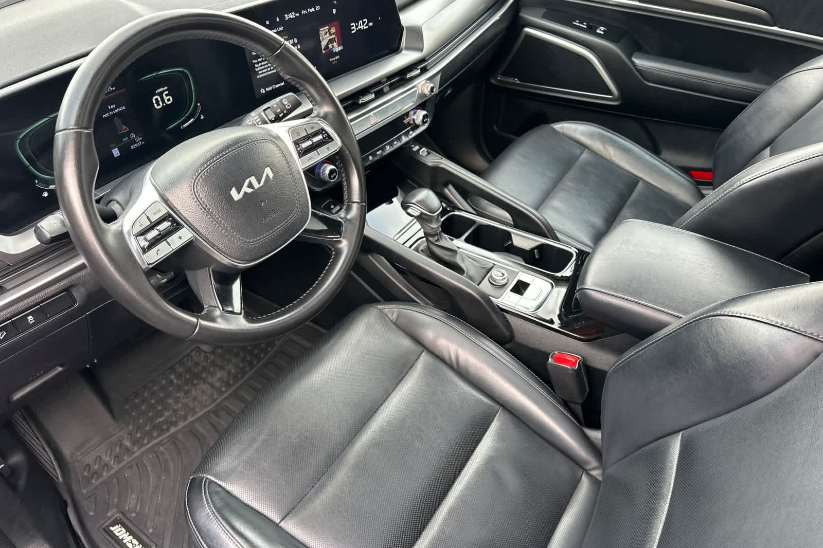 Thumbnail: 2023 Kia Telluride - 11