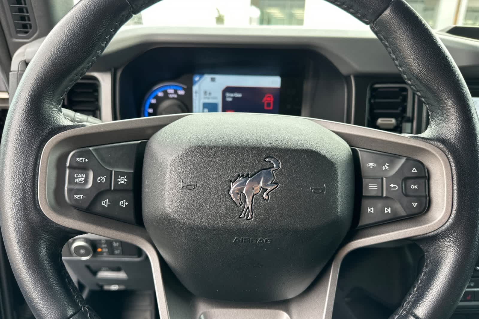 Thumbnail: 2022 Ford Bronco - 24