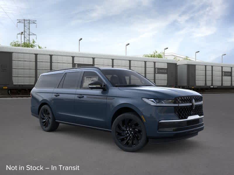 Thumbnail: 2026 Lincoln Navigator L - 7