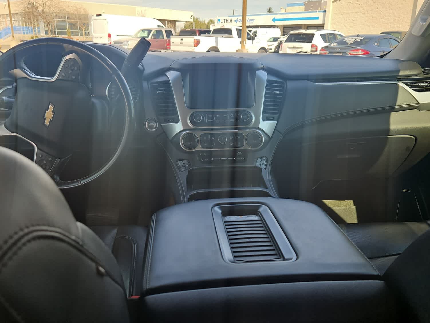 Thumbnail: 2018 Chevrolet Tahoe - 11