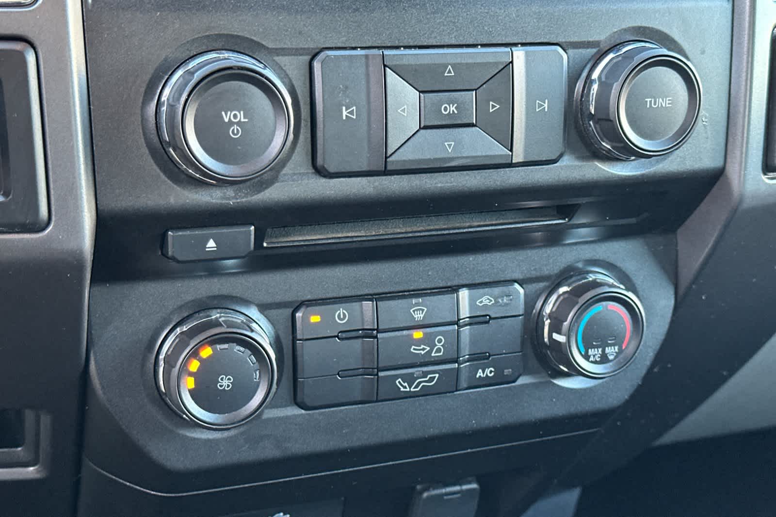 Thumbnail: 2018 Ford F-150 - 19