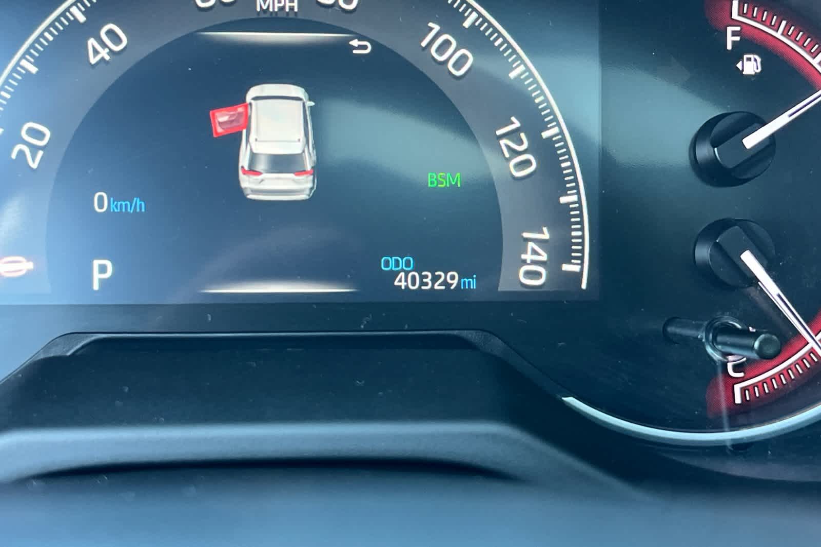 Thumbnail: 2023 Toyota RAV4 - 25