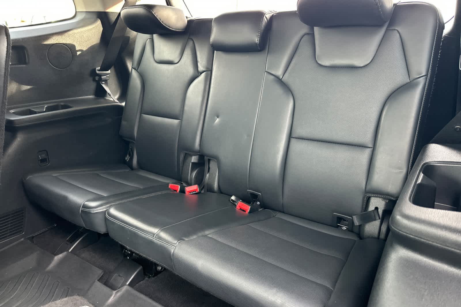 Thumbnail: 2023 Kia Telluride - 15