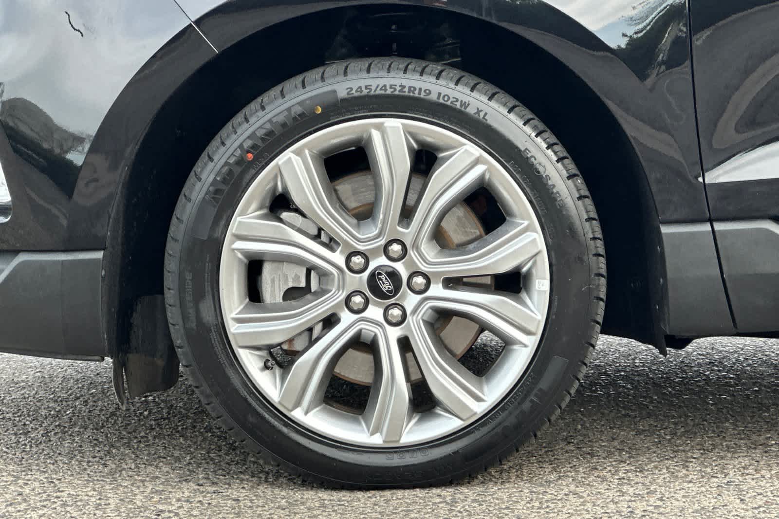 Thumbnail: 2024 Ford Edge - 27