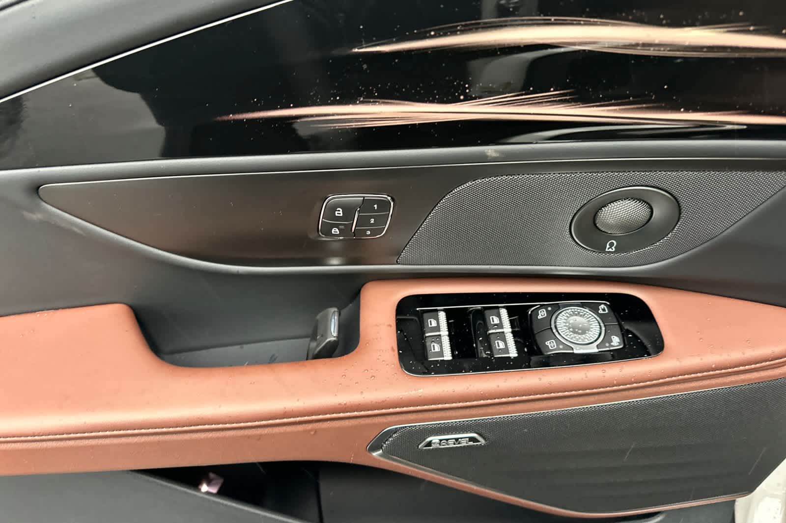 Thumbnail: 2026 Lincoln Nautilus - 13