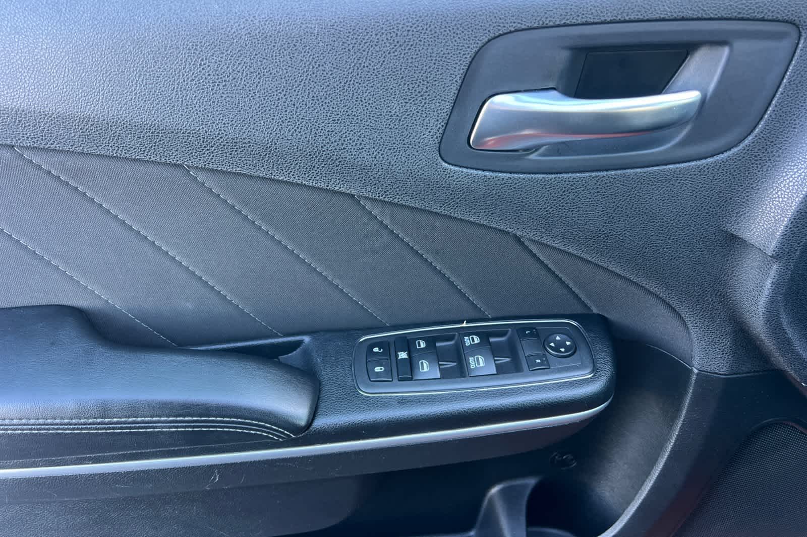 Thumbnail: 2022 Dodge Charger - 13