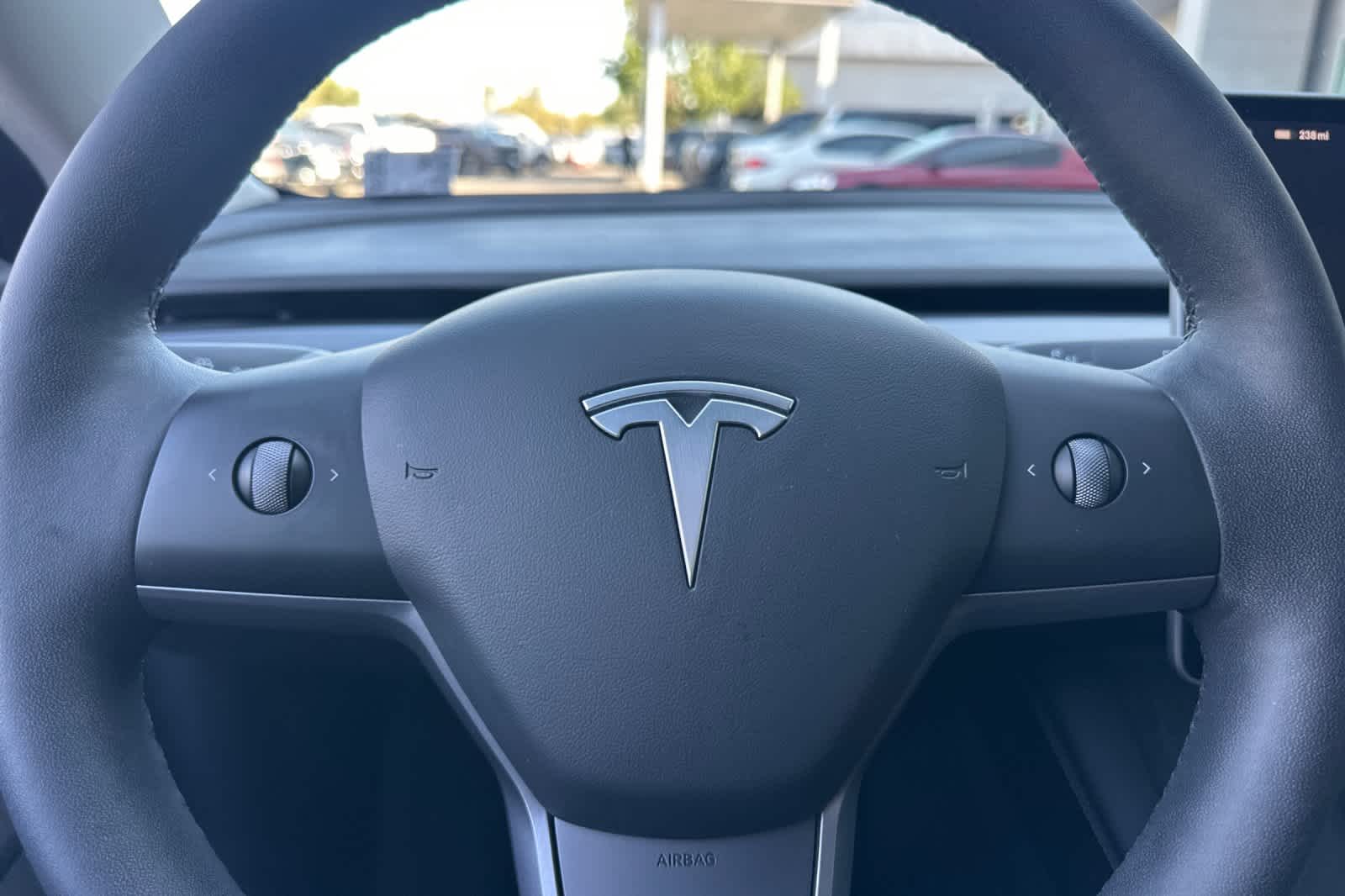 Thumbnail: 2022 Tesla Model 3 - 21