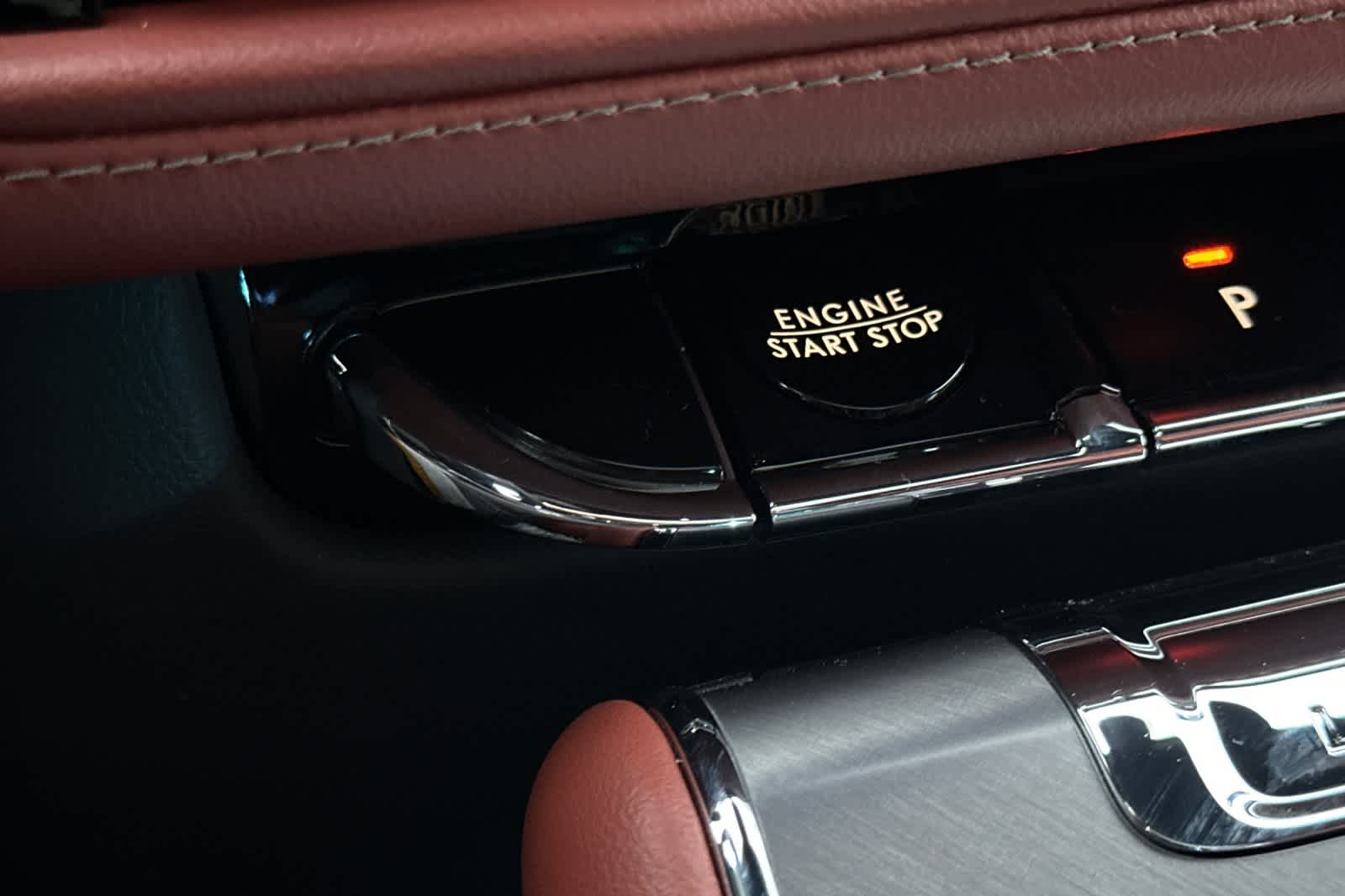 Thumbnail: 2026 Lincoln Aviator - 24