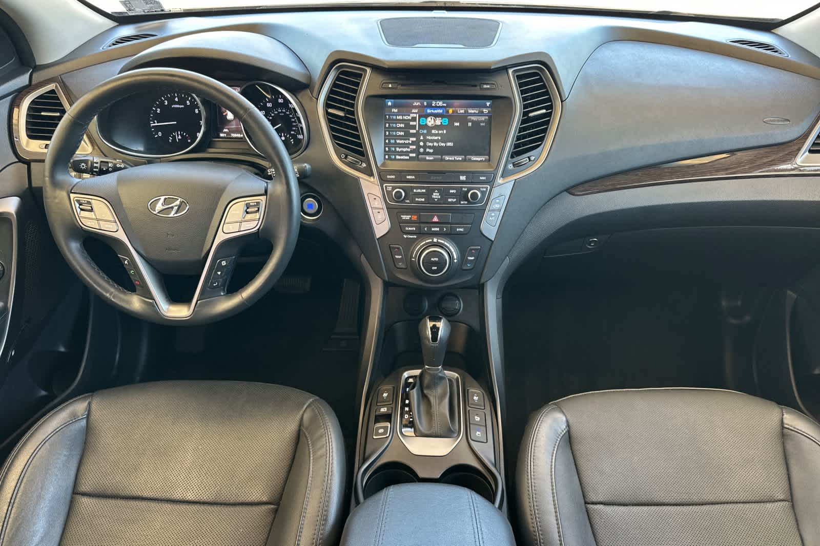 Thumbnail: 2017 Hyundai Santa Fe - 3