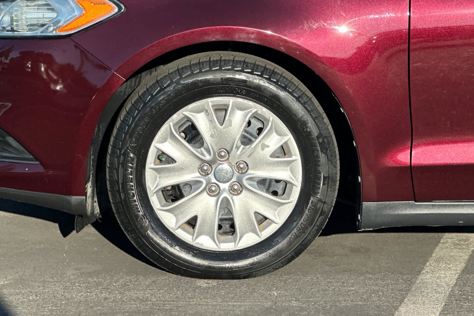 Thumbnail: 2013 Ford Fusion - 23