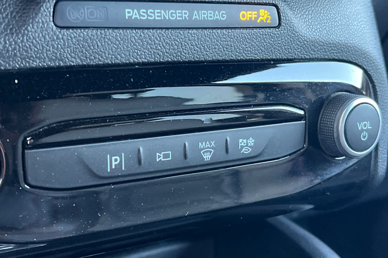 Thumbnail: 2023 Ford Escape - 20