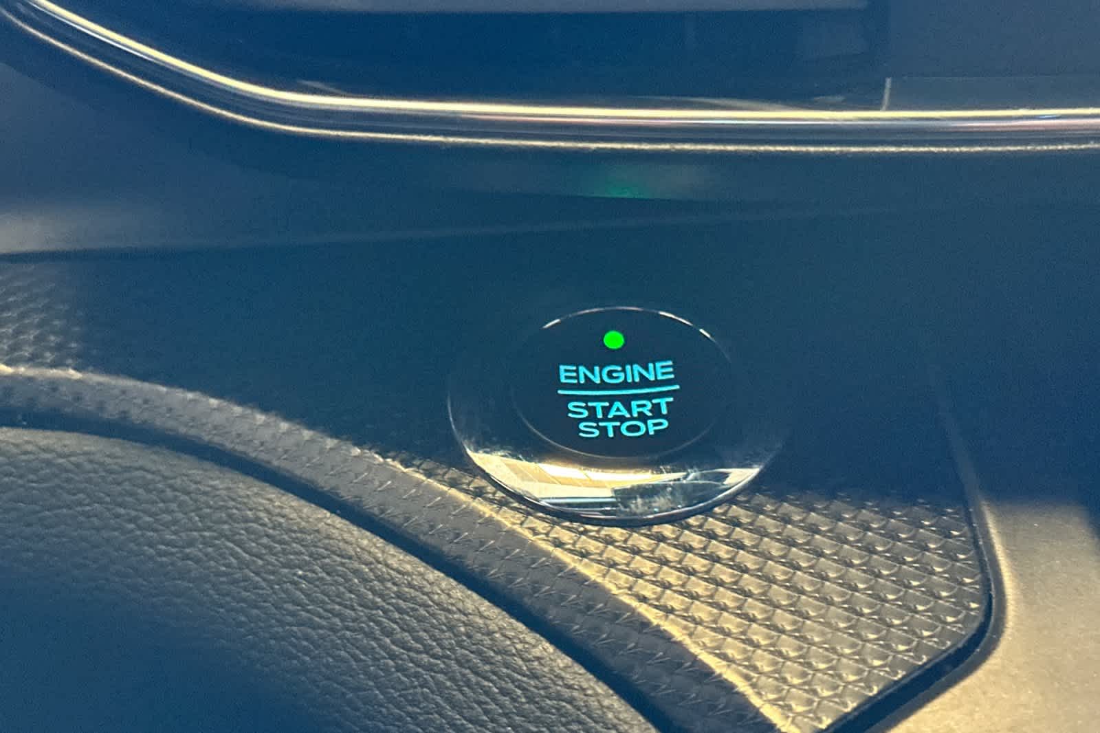 2020 Ford Explorer ST 21