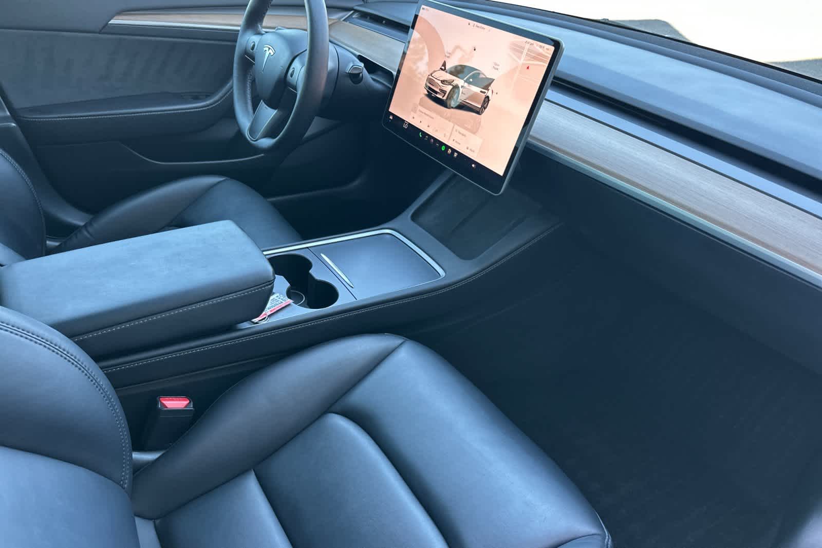 Thumbnail: 2023 Tesla Model 3 - 15