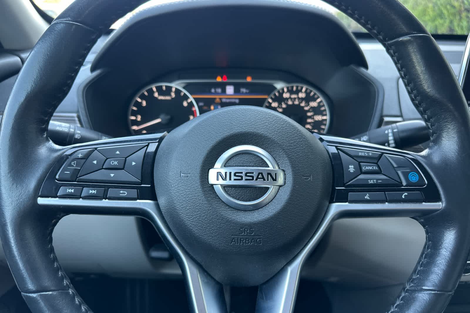 2022 Nissan Altima SL 22